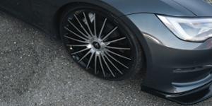 Tesla S